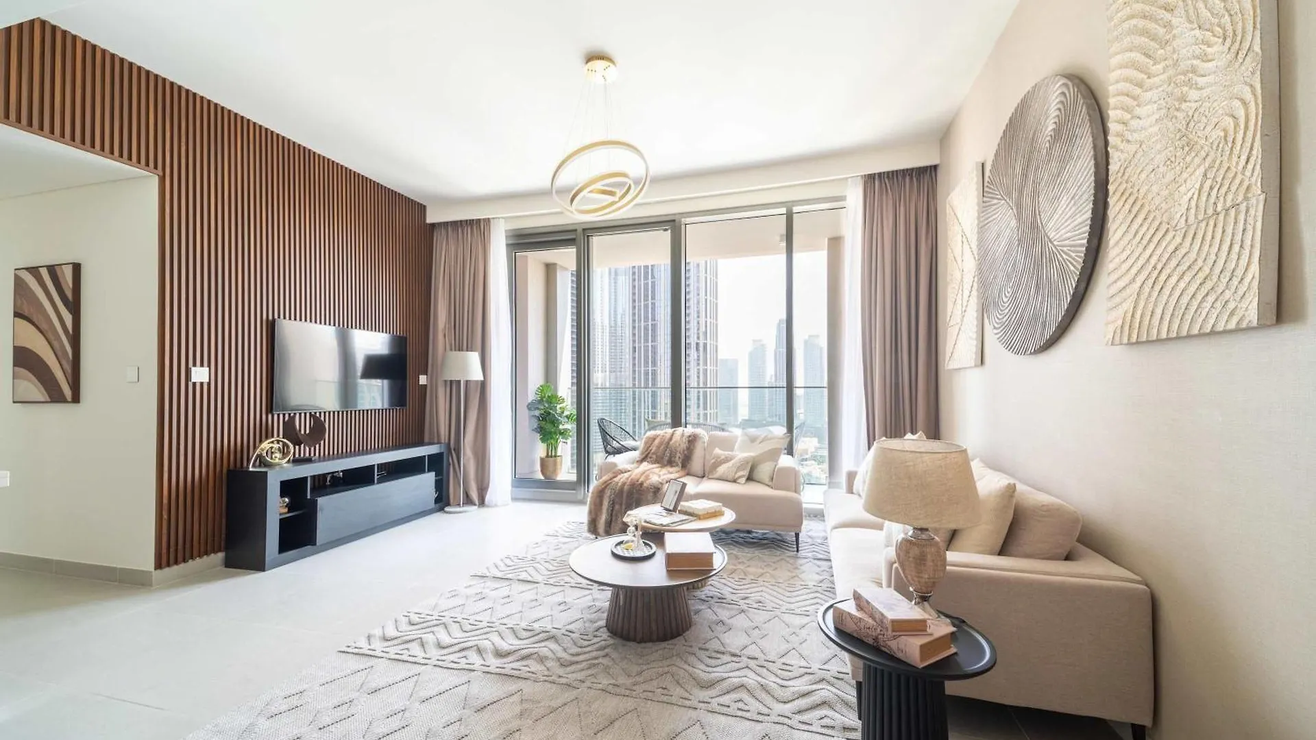 Frank Porter - Forte Tower 1 Dubai 0*,  United Arab Emirates